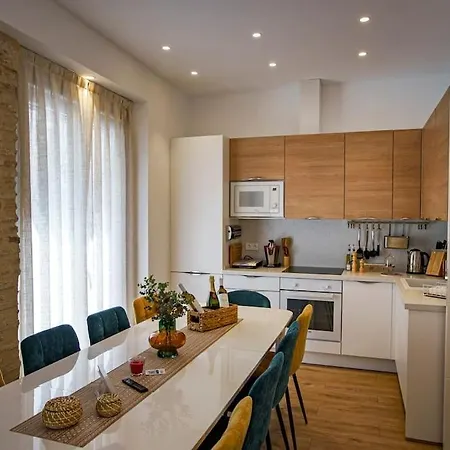 Mini In The Heart Of For Exclusive Usage Casa vacanze Siviglia